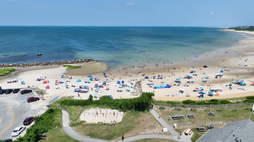 Minutes To Oceanside Beaches Private Deck And Backyard Dennis Zewnętrze zdjęcie